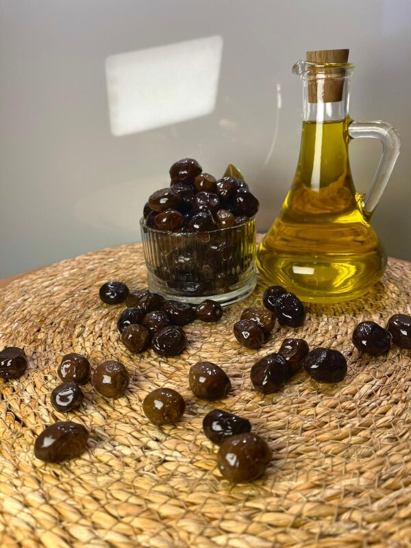 10 KG Az Tuzlu Gemlik Yağlı Sele Sofralık Siyah Zeytin 231-260 Kalibre - 5